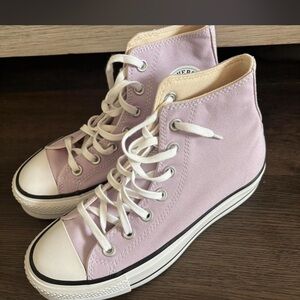 Converse Women's High-Top Sneakers - Light Purple